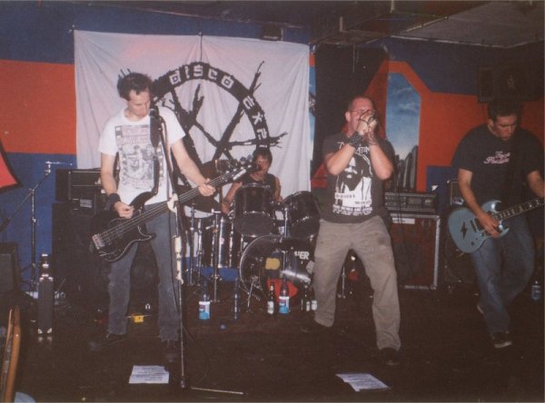 20011201_0004.jpg - click for next picture