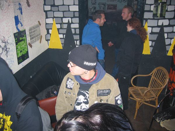 20021211_0002.jpg - click for next picture