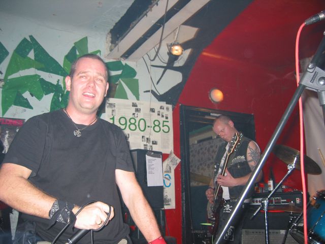 20031218_0023.jpg - click for next picture