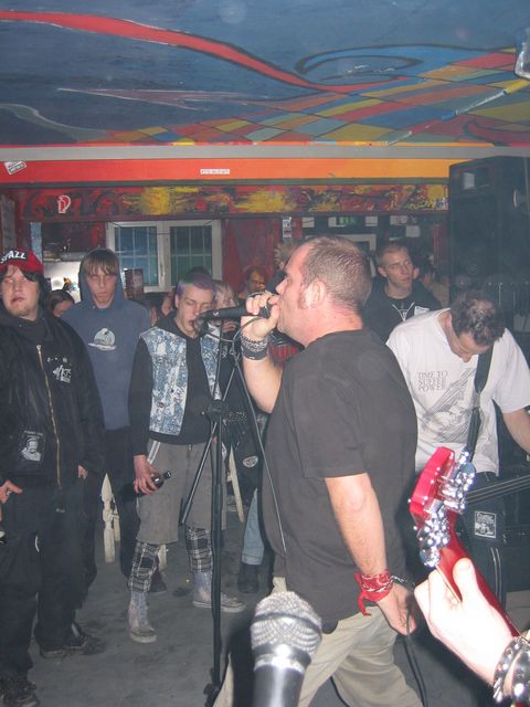 20040326_0010.jpg - click for next picture