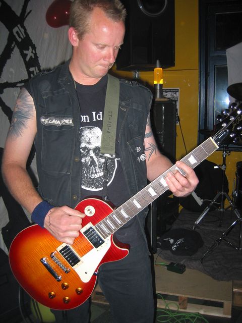 20040513_0003.jpg - click for next picture