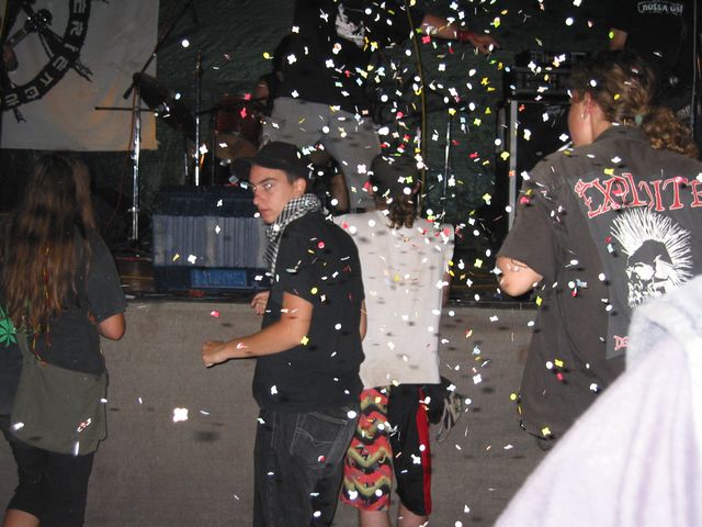 20040807_0035.jpg - click for next picture