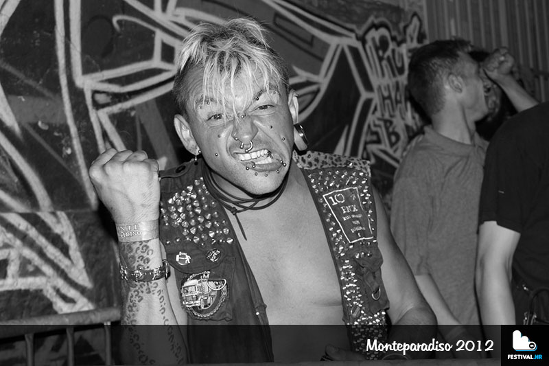 20120802_0083.jpg - click for next picture